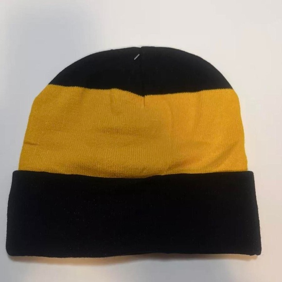 McDonald’s Limited Edition Hamburglar Beanie Hat Cap - RARE BRAND NEW w/ArchCard - Picture 2 of 4